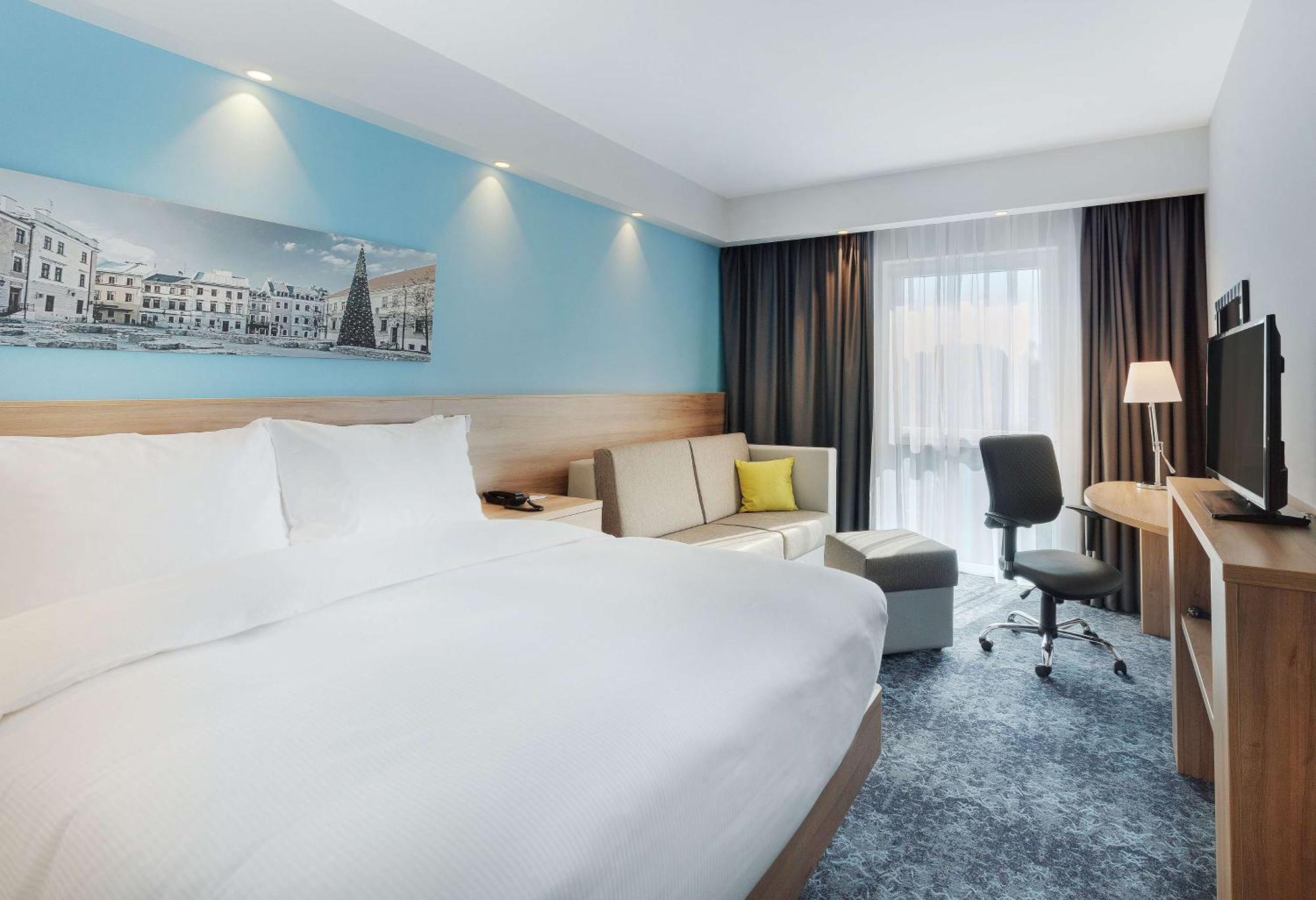 Hampton By Hilton Lublin Hotel Exterior foto